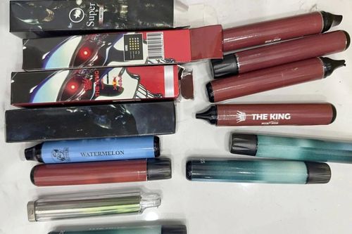 Cấm toàn diện thuốc lá điện tử, thuốc lá nung nóng