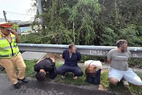Đắk Lắk: Chặn bắt 4 người nước ngoài liên quan vụ lấy vàng trị giá 208 triệu đồng
