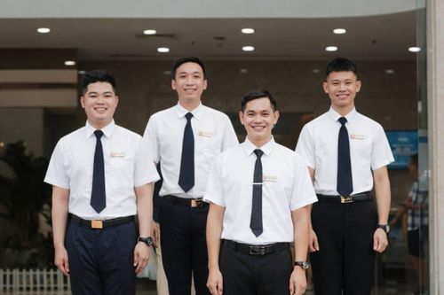 Những “cửa vào” thị trường lao động cho người chưa có nghề
