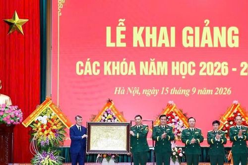 Học viện Quốc phòng phải trở thành trung tâm tham mưu chiến lược