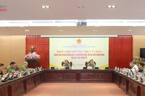 Khắc phục tình trạng phân tán về bảo vệ an ninh dữ liệu