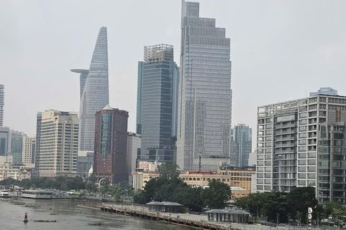 TP Hồ Chí Minh với 'chặng nước rút' đạt tăng trưởng hai con số