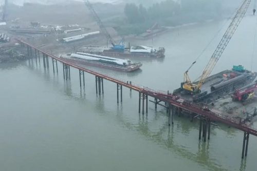Phấn đấu thông xe kỹ thuật cầu Vân Phúc vào giữa năm 2027