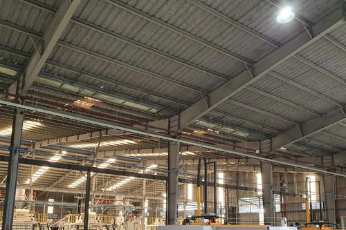 Chậm báo cáo tài chính soát xét, Sản xuất và Công nghệ Nhựa Pha Lê (PLP) tiếp tục bị HOSE nhắc nhở và cắt margin