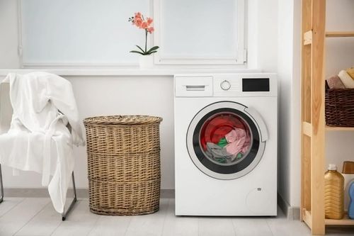 Mưa ẩm kéo dài, chọn máy sấy quần áo thế nào cho đáng tiền?