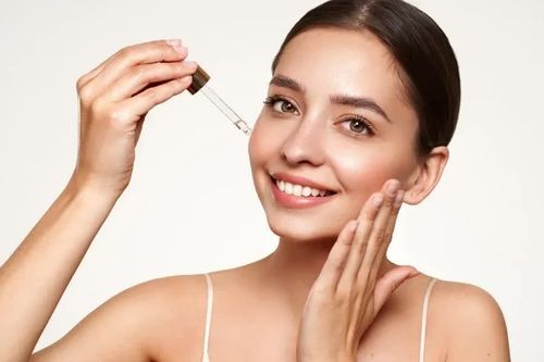 Thời tiết giao mùa, da khô bong tróc, 4 tiêu chí chọn serum phục hồi các nàng không nên bỏ qua