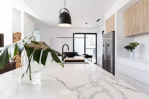 Mặt bàn bếp đẹp chưa chắc đã đáng tiền, 5 lựa chọn gia chủ nên cân nhắc