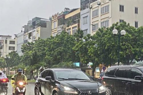 Bắc Bộ tiếp tục mưa dông, đề phòng lốc, sét