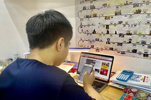Thức đêm với mạng xã hội, trẻ đối mặt nguy cơ tự hại