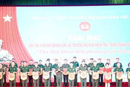 Khai mạc Hội thi cán bộ Đoàn giỏi và Tuyên truyền viên trẻ toàn quân