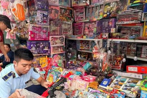 Siết chặt quản lý thị trường đồ chơi dịp Tết Trung thu