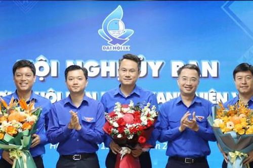 Đồng chí Nguyễn Kim Quy giữ chức Chủ tịch Trung ương Hội Liên hiệp thanh niên Việt Nam