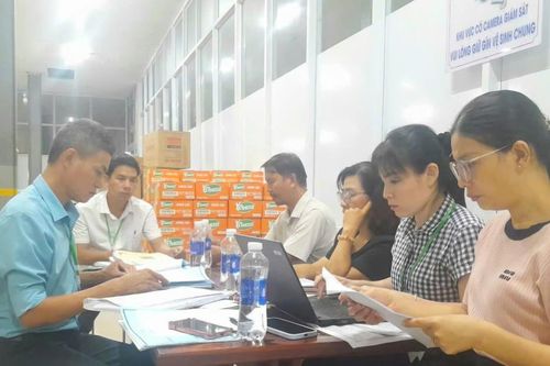 Nghi ngộ độc tại Công ty Scavi: Sở Y tế Huế nói gì về bếp ăn tập thể?