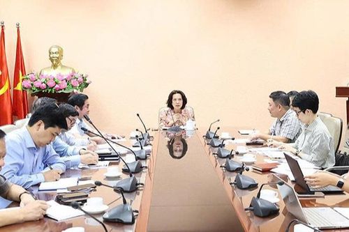 Đẩy nhanh tiến độ hoàn thiện chính sách về phòng bệnh và bảo trợ xã hội