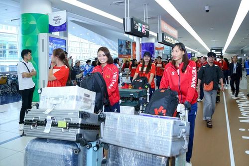 Đoàn thể thao Việt Nam đã đến Nhật Bản tham dự ASIAD 20