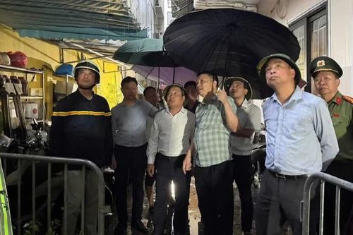 Hà Nội: Cháy nhà trên phố Thụy Khuê trong đêm, 5 người tử vong