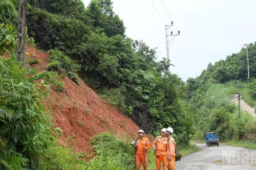 Điện lực Yên Bái sẵn sàng phương án ứng phó mưa bão