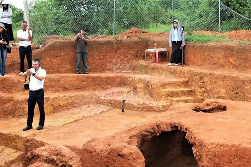 Kết quả khai quật mộ gạch cổ ở Nghệ An