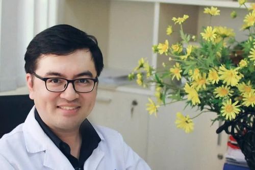 Tuyển bác sĩ nội trú: Làm sao để ngành yếu thế vẫn hút người giỏi?