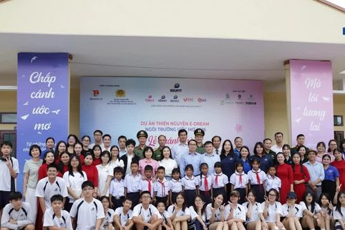 Khánh thành 'Ngôi trường ước mơ' thứ 15 tại Quảng Trị