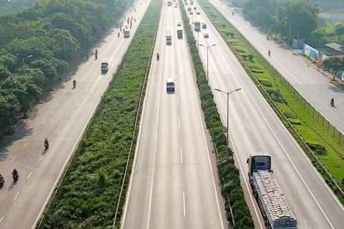Cục Cảnh sát giao thông đề xuất bỏ làn dừng khẩn cấp trên Vành đai 3