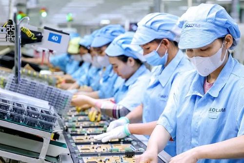 Bộ Nội vụ nói về đề xuất giảm thời giờ làm việc xuống 44 hoặc 40 giờ/tuần