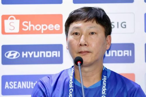 Tuần này, HLV Kim Sang-sik sẽ lên danh sách đội tuyển Việt Nam dự FIFA ASEAN Cup