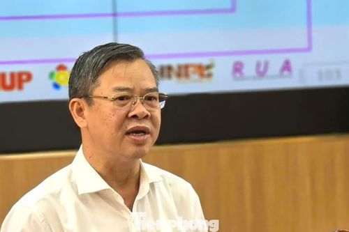 Chủ tịch thành phố Cần Thơ nói về đề xuất dời trung tâm hành chính, đầu tư sân bay mới