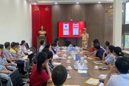 Thêm tiện ích hỗ trợ người tham gia giao thông