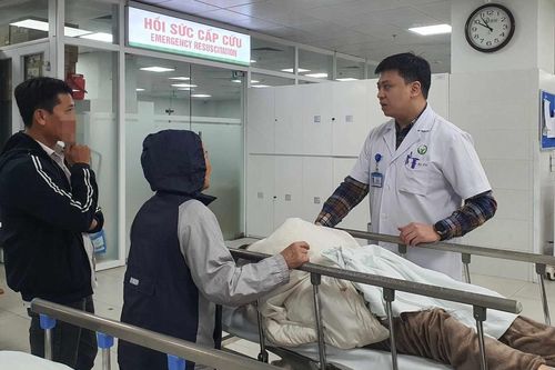 Những nhân viên y tế nào được hưởng phụ cấp 80%?