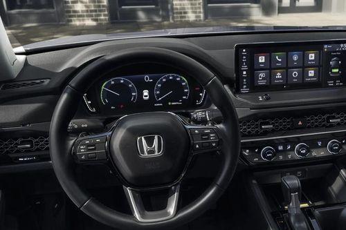 Đại lý ô tô nhập lậu túi khí Honda giả từ Trung Quốc, khai báo là đèn ngủ