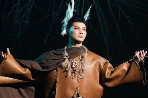 Chàng nhạc sĩ đa tài, kết nối tinh hoa dân gian với 'hơi thở' của đương đại