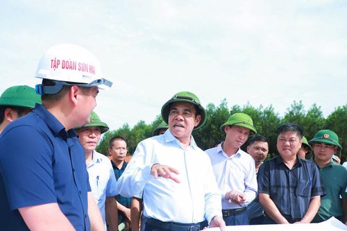 Chủ tịch UBND tỉnh Nghệ An kiểm tra tiến độ Dự án cao tốc Vinh - Thanh Thủy