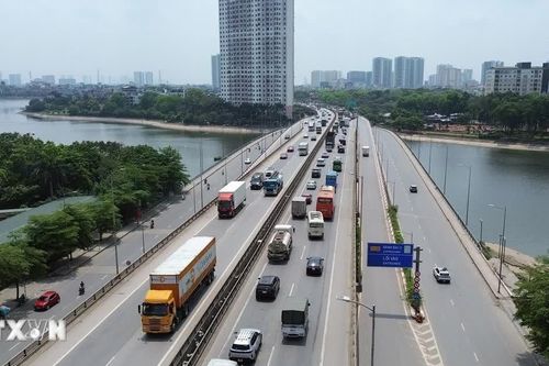 Đề xuất bỏ làn dừng xe khẩn cấp tuyến Vành đai 3 trên cao ở Hà Nội