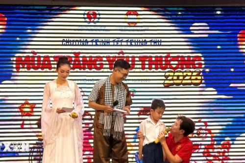 Thành phố Hồ Chí Minh: Mang trăng yêu thương đến trẻ thiệt thòi