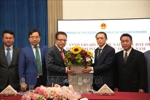 Quan hệ Việt – Lào là tài sản vô giá