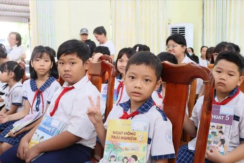 Thiếu sách giáo khoa: Sai quy trình trong quản lý tại các địa phương