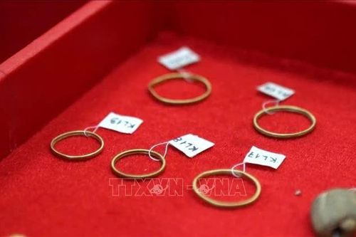 Phát hiện nhiều hiện vật trong 2 ngôi mộ cổ khoảng 1.500 năm