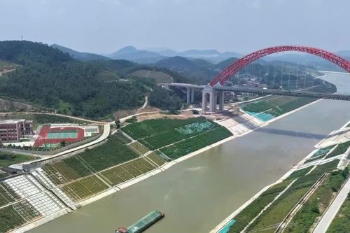 Trung Quốc mở “siêu kênh đào” 10,8 tỷ USD, cắt 560 km đường vòng ra biển