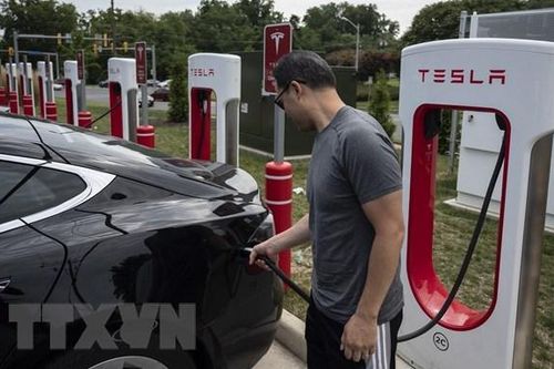Thị trường xe điện Việt Nam trước 'làn sóng' Tesla và tân binh nội
