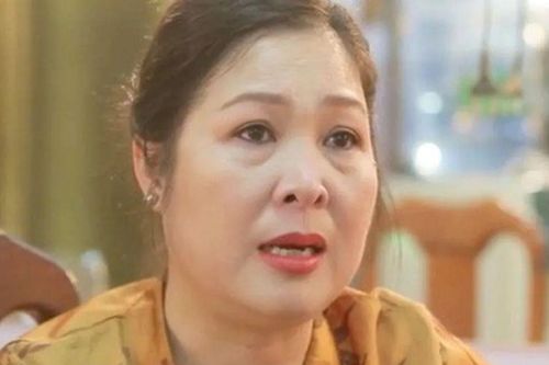 Trái ngọt của NSND Hồng Vân ở tuổi 60 sau nhiều lần lỡ hẹn