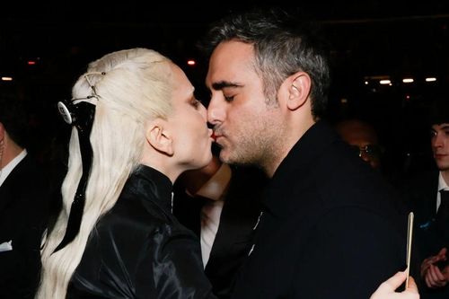 Hành trình làm mẹ không hề dễ dàng của Lady Gaga