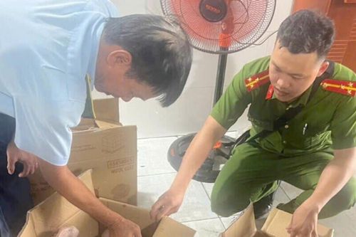 Tiêu hủy gần 90kg thịt heo đông lạnh