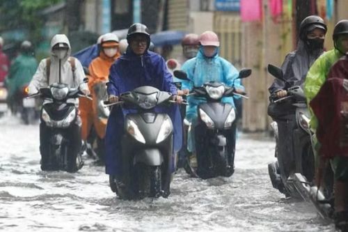 Mưa lớn gây thiệt hại nặng nề tại nhiều địa phương, dự báo còn tiếp diễn