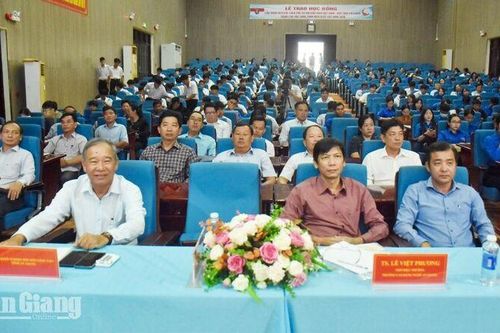Tọa đàm khoa học khởi nghiệp sáng tạo trong thời đại số