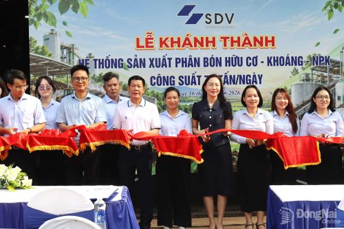 Khánh thành hệ thống sản xuất phân bón hữu cơ làm từ rác thải sinh hoạt đầu tiên ở Đồng Nai
