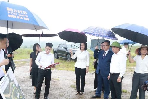 Phường Lào Cai và huyện Hà Khẩu (Trung Quốc) tổ chức tọa đàm