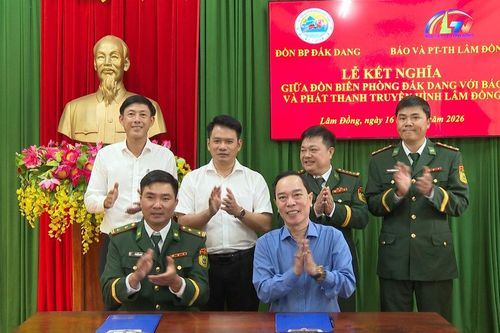 Báo và Phát thanh, Truyền hình Lâm Đồng kết nghĩa với Đồn Biên phòng Đắk Dang