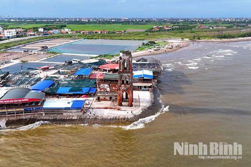 Công nhận Điểm du lịch Khu chứng tích biến đổi khí hậu Nhà thờ biển Hải Lý