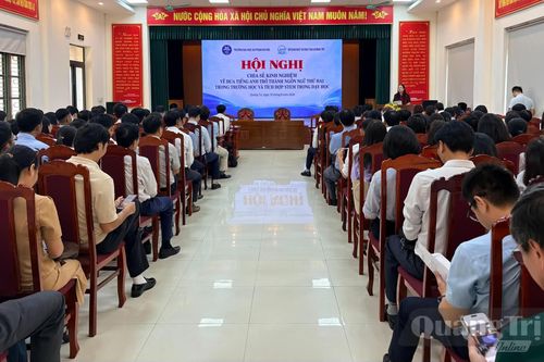 Từng bước đưa việc dạy học tiếng Anh và STEM đi vào chiều sâu, thực chất
